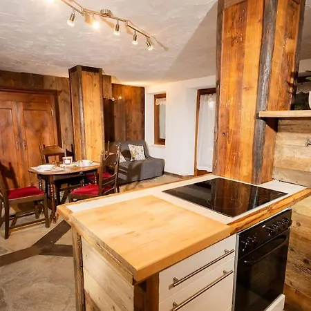 Maison Justy Hébergement de vacances *